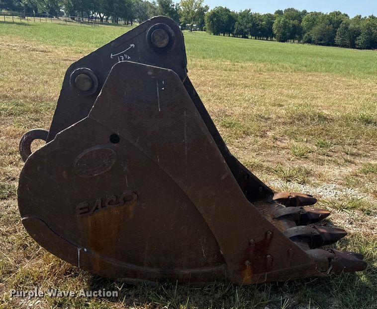 image for item DJ7764 Esco excavator bucket