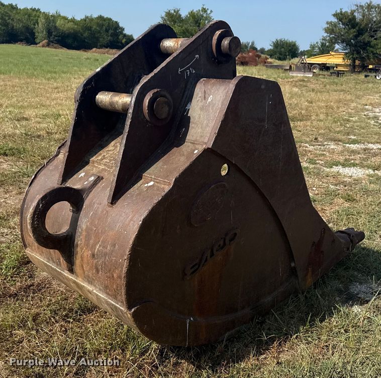 image for item DJ7764 Esco excavator bucket