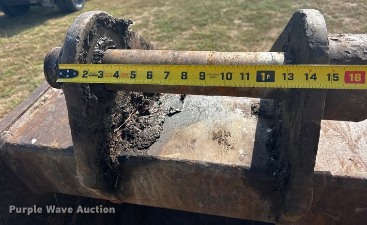 image for item DJ7764 Esco excavator bucket