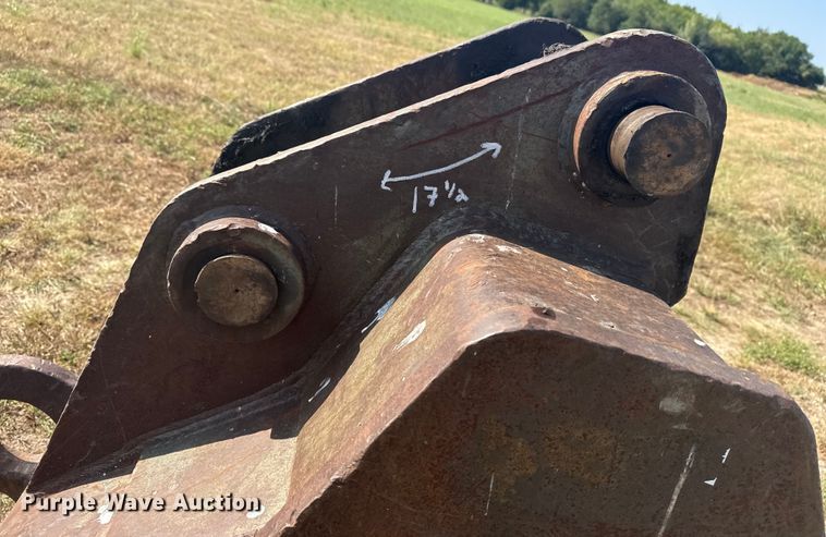 image for item DJ7764 Esco excavator bucket