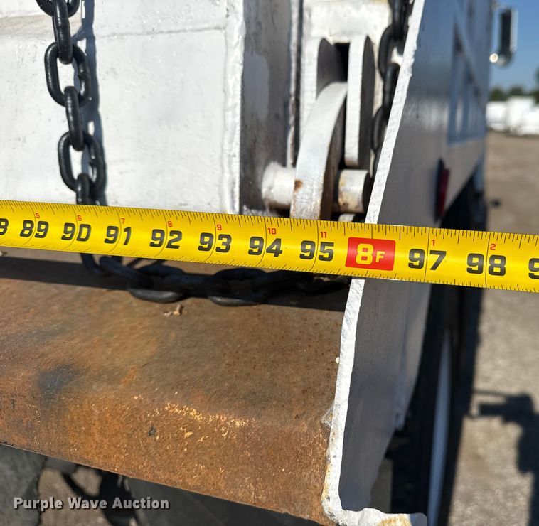 image for item DJ7771 1989 International F-9370 dump truck