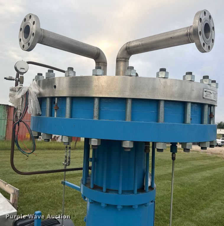 image for item DJ7777 Fluitron Y7-7 hydrogen compressor  