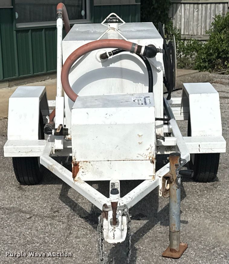 image for item DJ7811 E-Z Drill Cure sprayer trailer