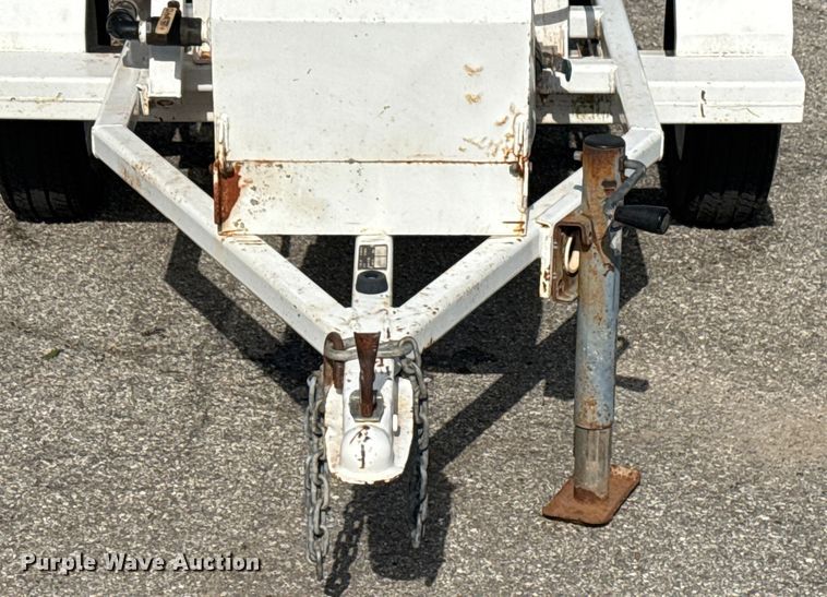 image for item DJ7811 E-Z Drill Cure sprayer trailer