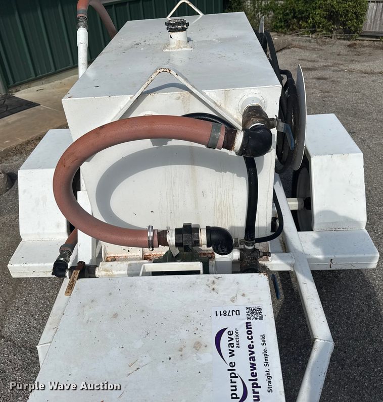 image for item DJ7811 E-Z Drill Cure sprayer trailer