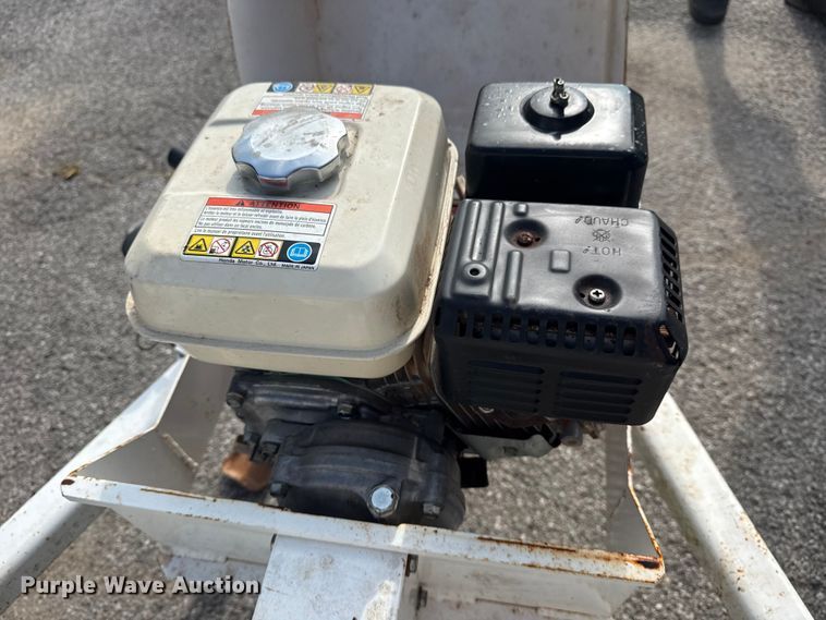 image for item DJ7811 E-Z Drill Cure sprayer trailer