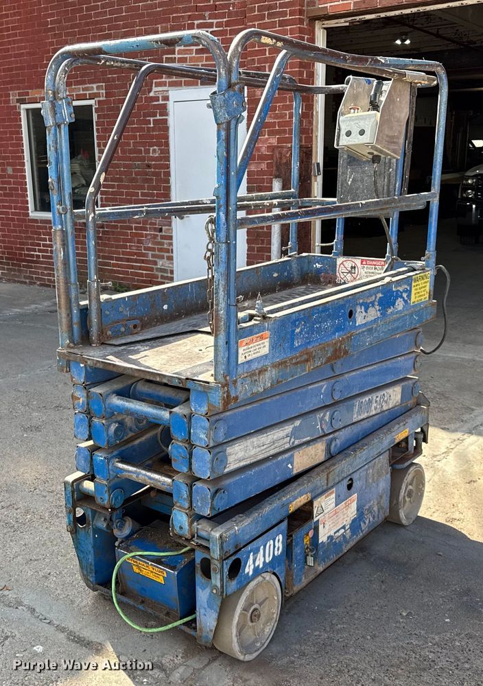 image for item DJ9711 Upright Inc MX19 scissor lift