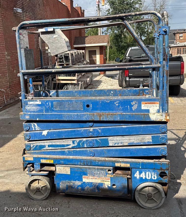image for item DJ9711 Upright Inc MX19 scissor lift