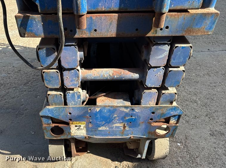 image for item DJ9711 Upright Inc MX19 scissor lift