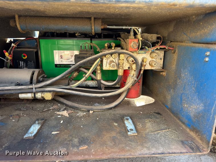 image for item DJ9711 Upright Inc MX19 scissor lift