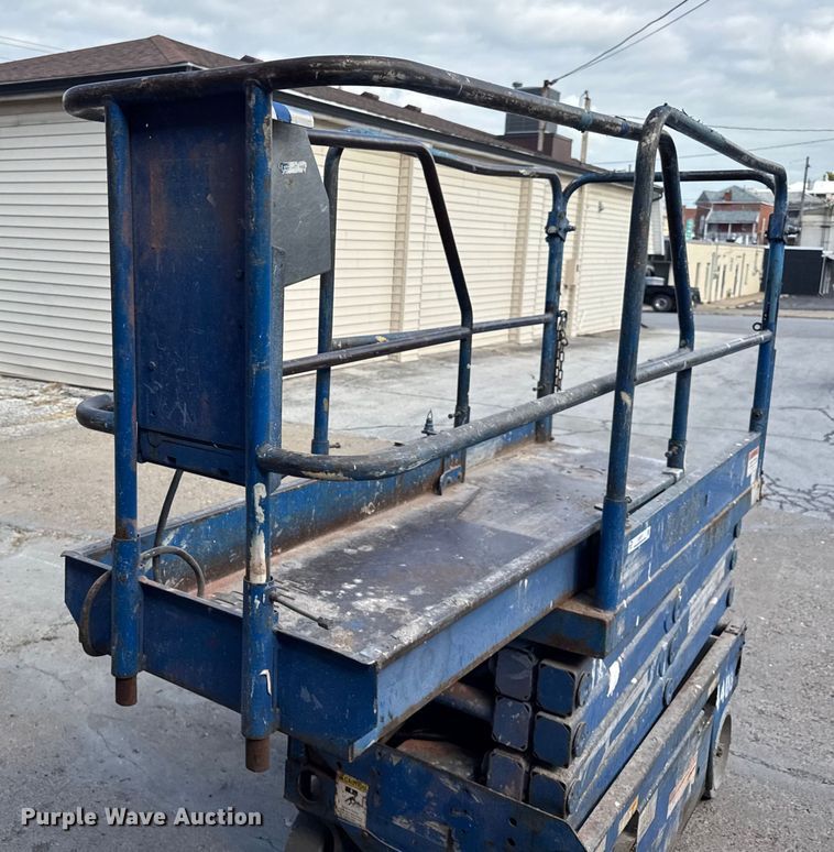 image for item DJ9711 Upright Inc MX19 scissor lift