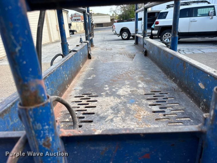 image for item DJ9711 Upright Inc MX19 scissor lift