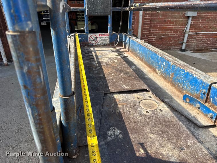 image for item DJ9711 Upright Inc MX19 scissor lift