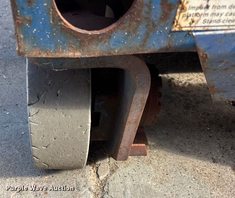 image for item DJ9711 Upright Inc MX19 scissor lift