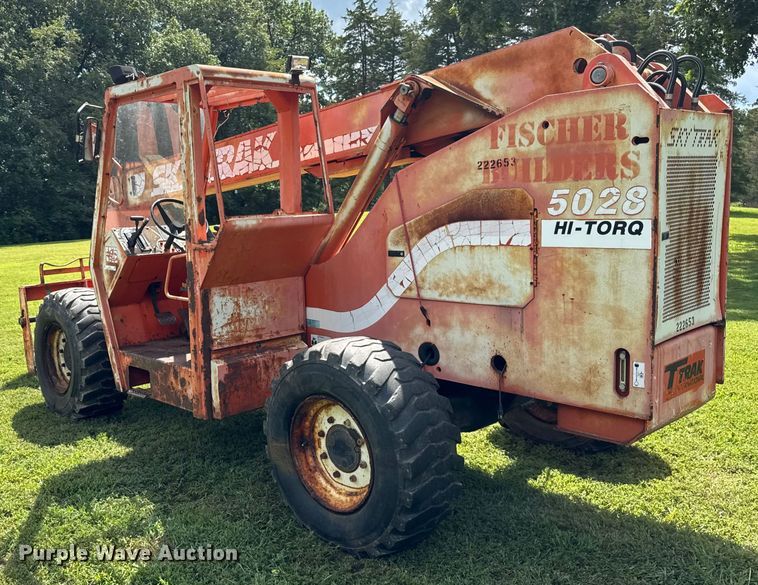 image for item DJ9713 1998 Sky trak 5028 telehandler