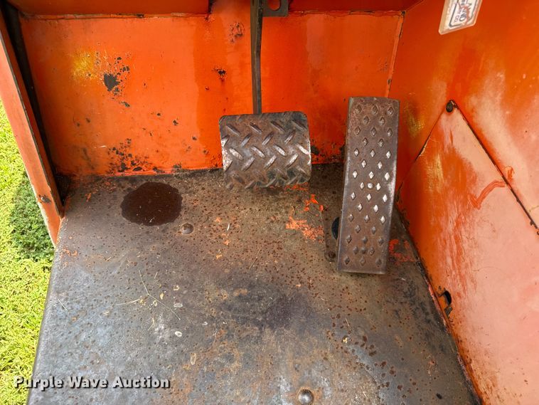 image for item DJ9713 1998 Sky trak 5028 telehandler