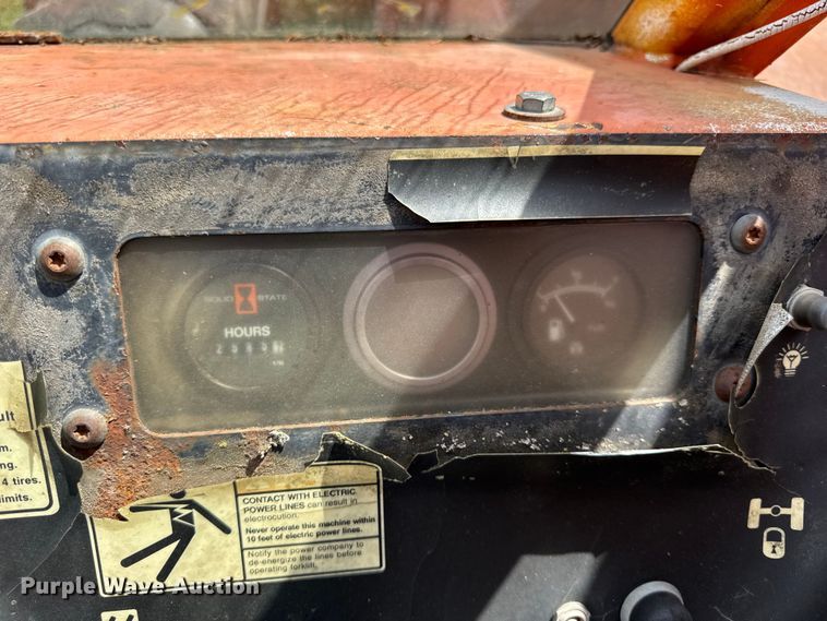 image for item DJ9713 1998 Sky trak 5028 telehandler