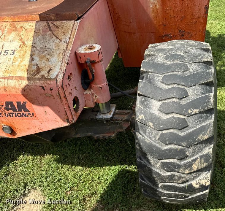 image for item DJ9713 1998 Sky trak 5028 telehandler