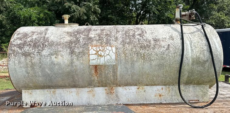 image for item DJ9717 Fuel tank 