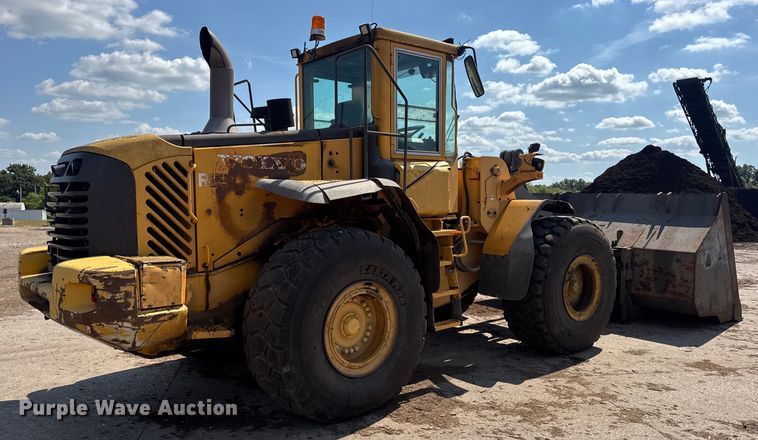image for item DO2225 2004 Volvo L120E wheel loader
