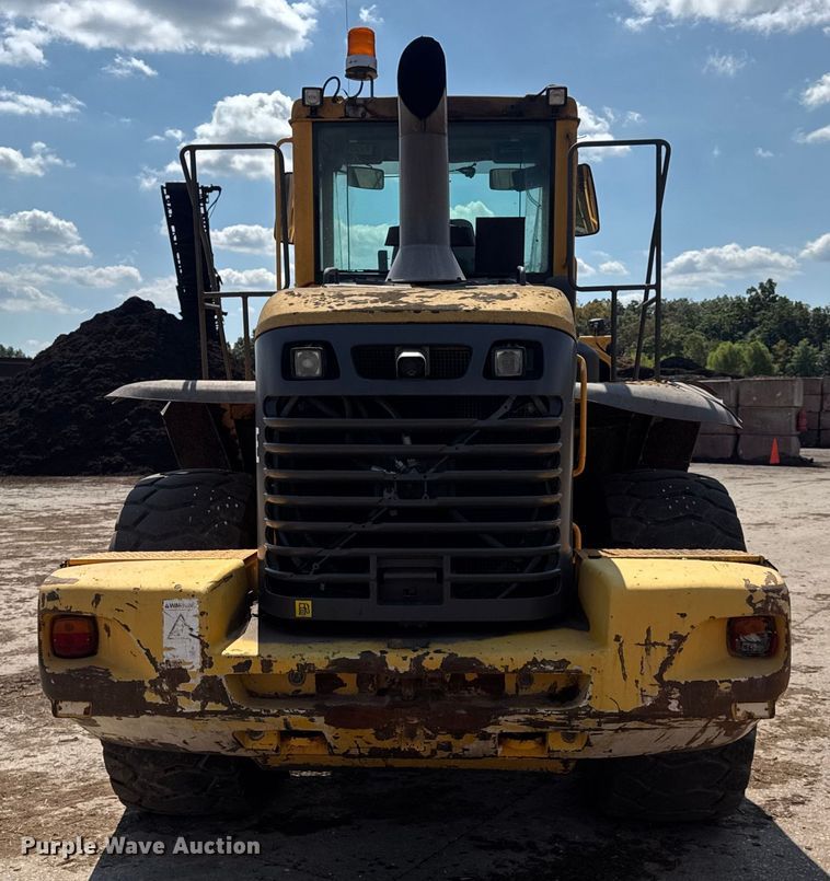 image for item DO2225 2004 Volvo L120E wheel loader