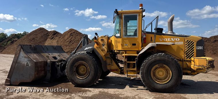 image for item DO2225 2004 Volvo L120E wheel loader