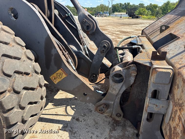 image for item DO2225 2004 Volvo L120E wheel loader