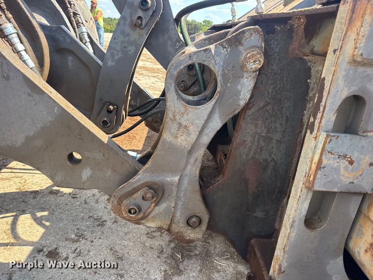 image for item DO2225 2004 Volvo L120E wheel loader