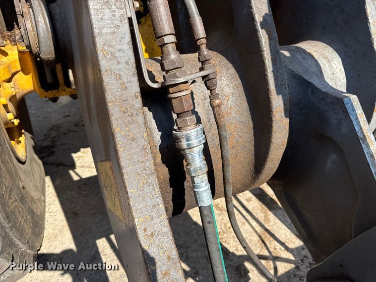 image for item DO2225 2004 Volvo L120E wheel loader