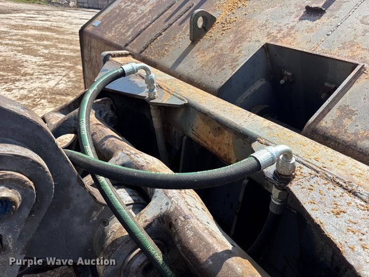 image for item DO2225 2004 Volvo L120E wheel loader