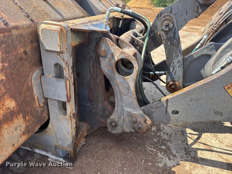 image for item DO2225 2004 Volvo L120E wheel loader