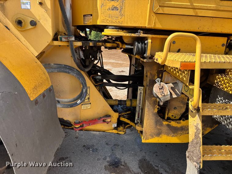 image for item DO2225 2004 Volvo L120E wheel loader