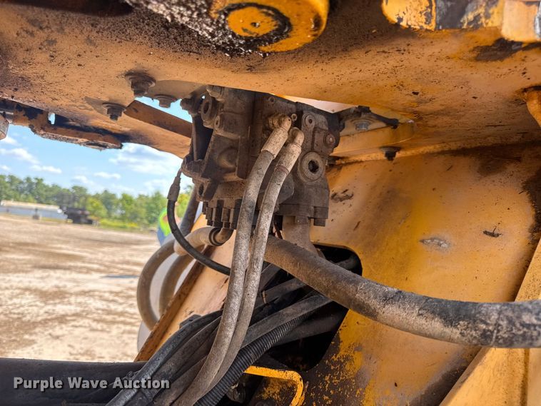 image for item DO2225 2004 Volvo L120E wheel loader