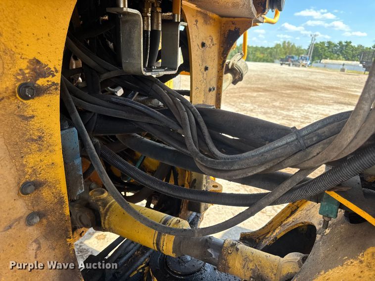 image for item DO2225 2004 Volvo L120E wheel loader