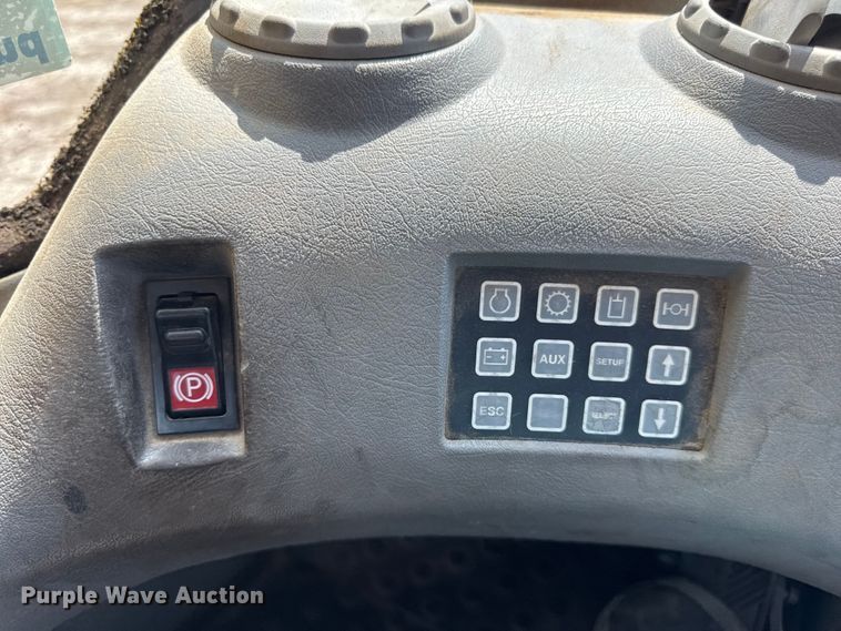 image for item DO2225 2004 Volvo L120E wheel loader