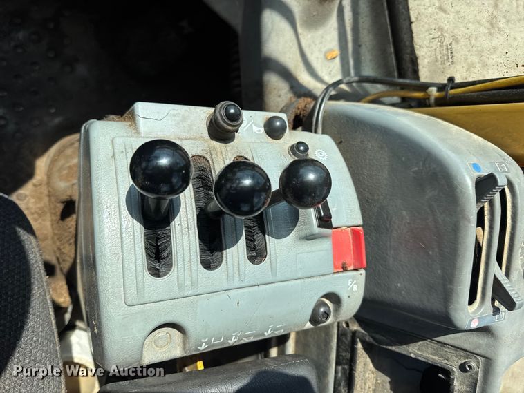 image for item DO2225 2004 Volvo L120E wheel loader