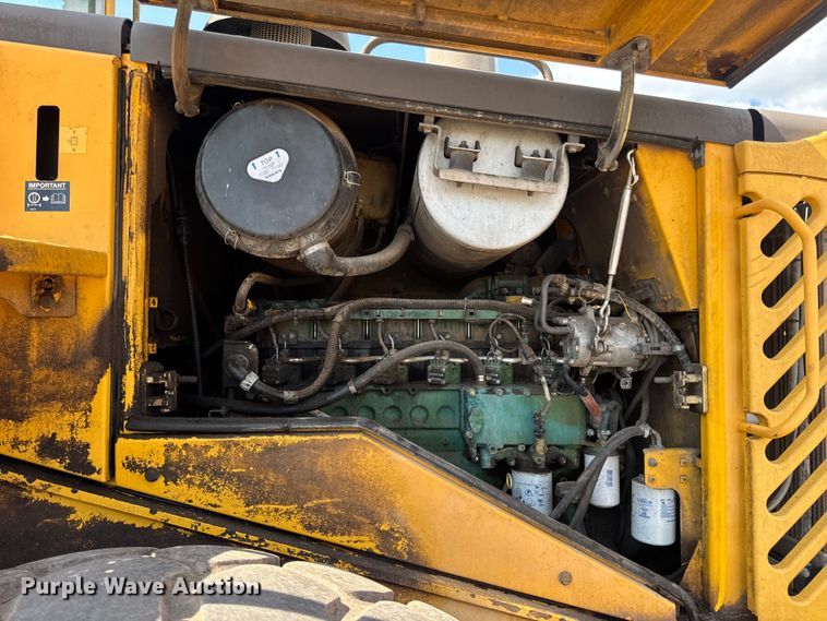 image for item DO2225 2004 Volvo L120E wheel loader