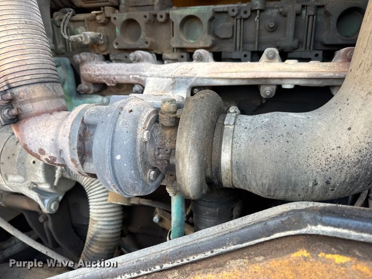 image for item DO2225 2004 Volvo L120E wheel loader