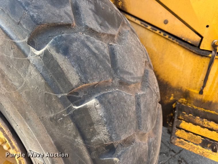 image for item DO2225 2004 Volvo L120E wheel loader