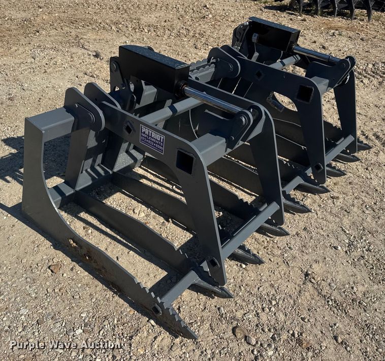 image for item DO2226 Patriot Implements skid steer grapple bucket