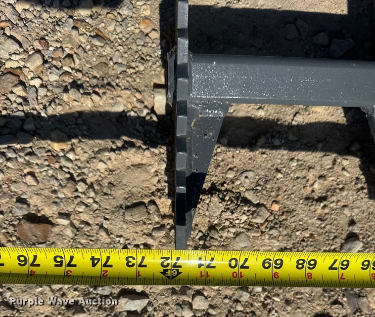 image for item DO2226 Patriot Implements skid steer grapple bucket