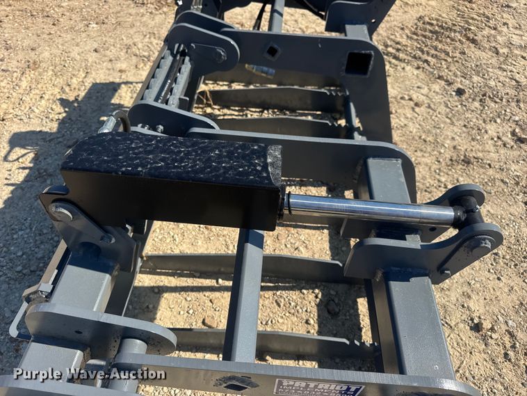 image for item DO2226 Patriot Implements skid steer grapple bucket
