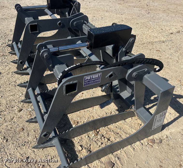 image for item DO2226 Patriot Implements skid steer grapple bucket