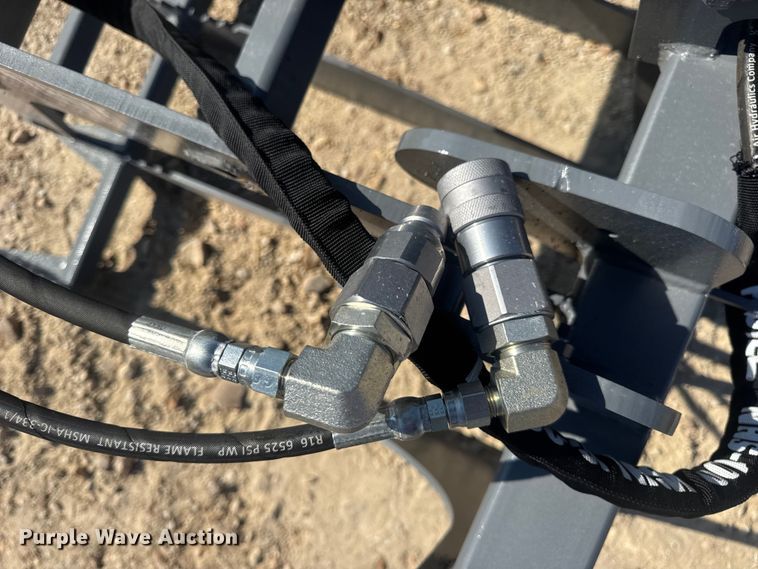 image for item DO2226 Patriot Implements skid steer grapple bucket