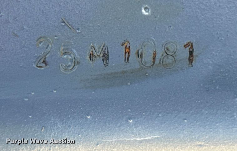 image for item DO2226 Patriot Implements skid steer grapple bucket