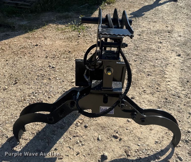 image for item DO2227 Patriot Implements compact utility loader log grapple