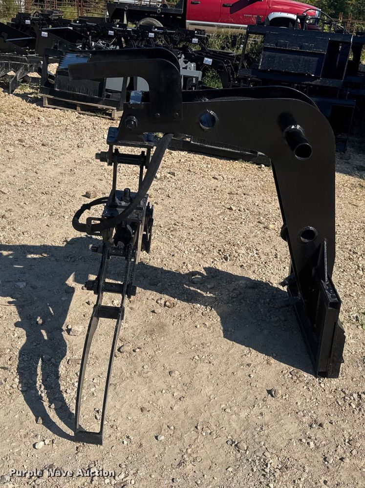 image for item DO2227 Patriot Implements compact utility loader log grapple