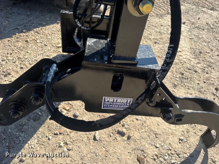 image for item DO2227 Patriot Implements compact utility loader log grapple