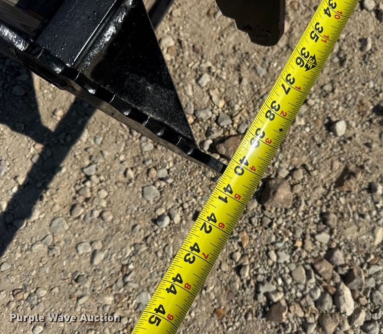 image for item DO2228 Patriot Implements compact utility loader grapple bucket