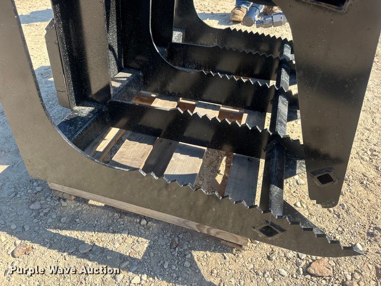 image for item DO2228 Patriot Implements compact utility loader grapple bucket